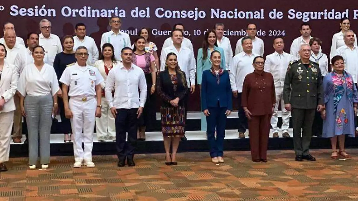 Claudia Sheinbaum en reunión con gobernadores